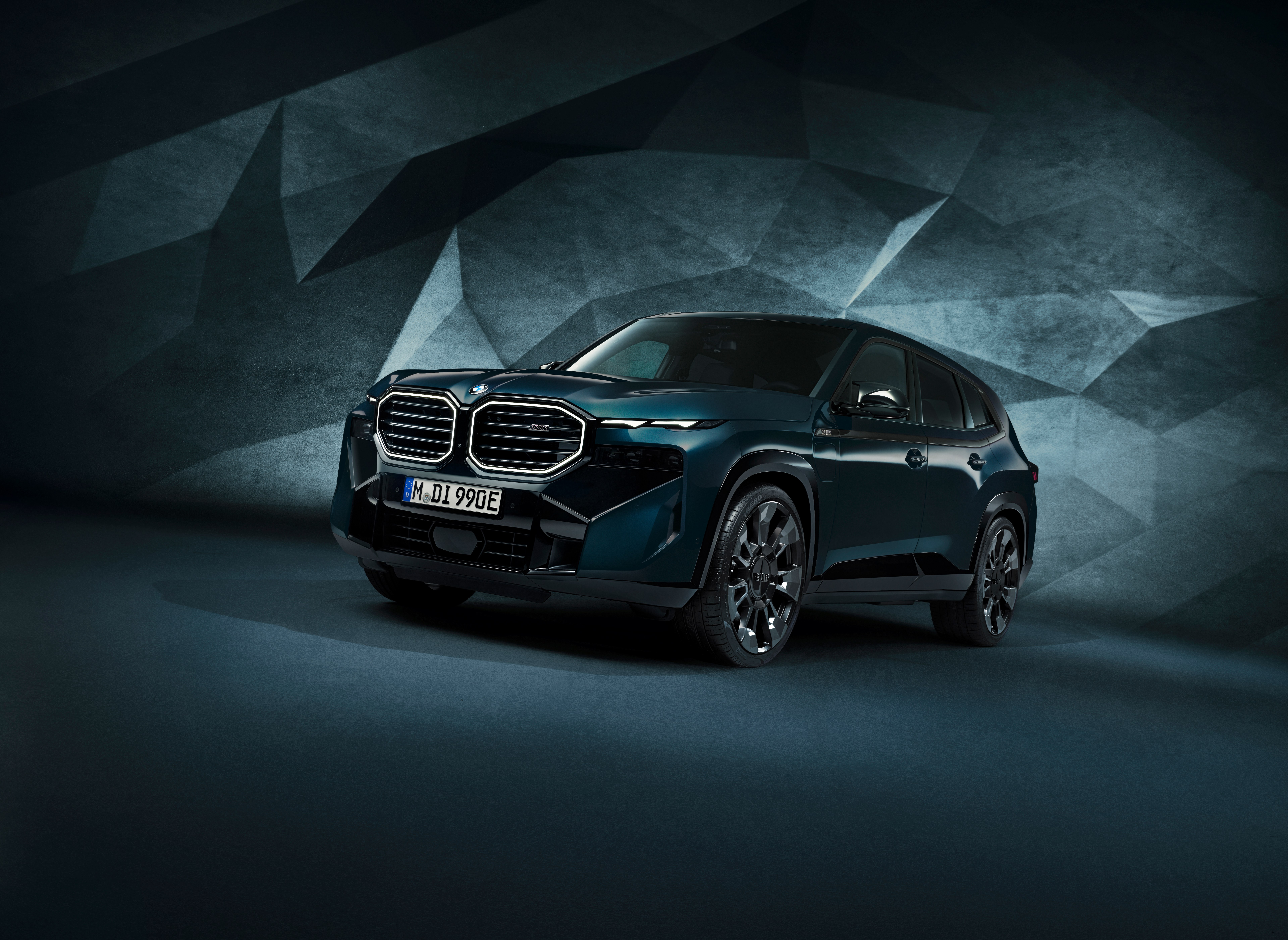 BMW XM, SUV híbrido enchufable, Crossover de lujo, 5K, 8K