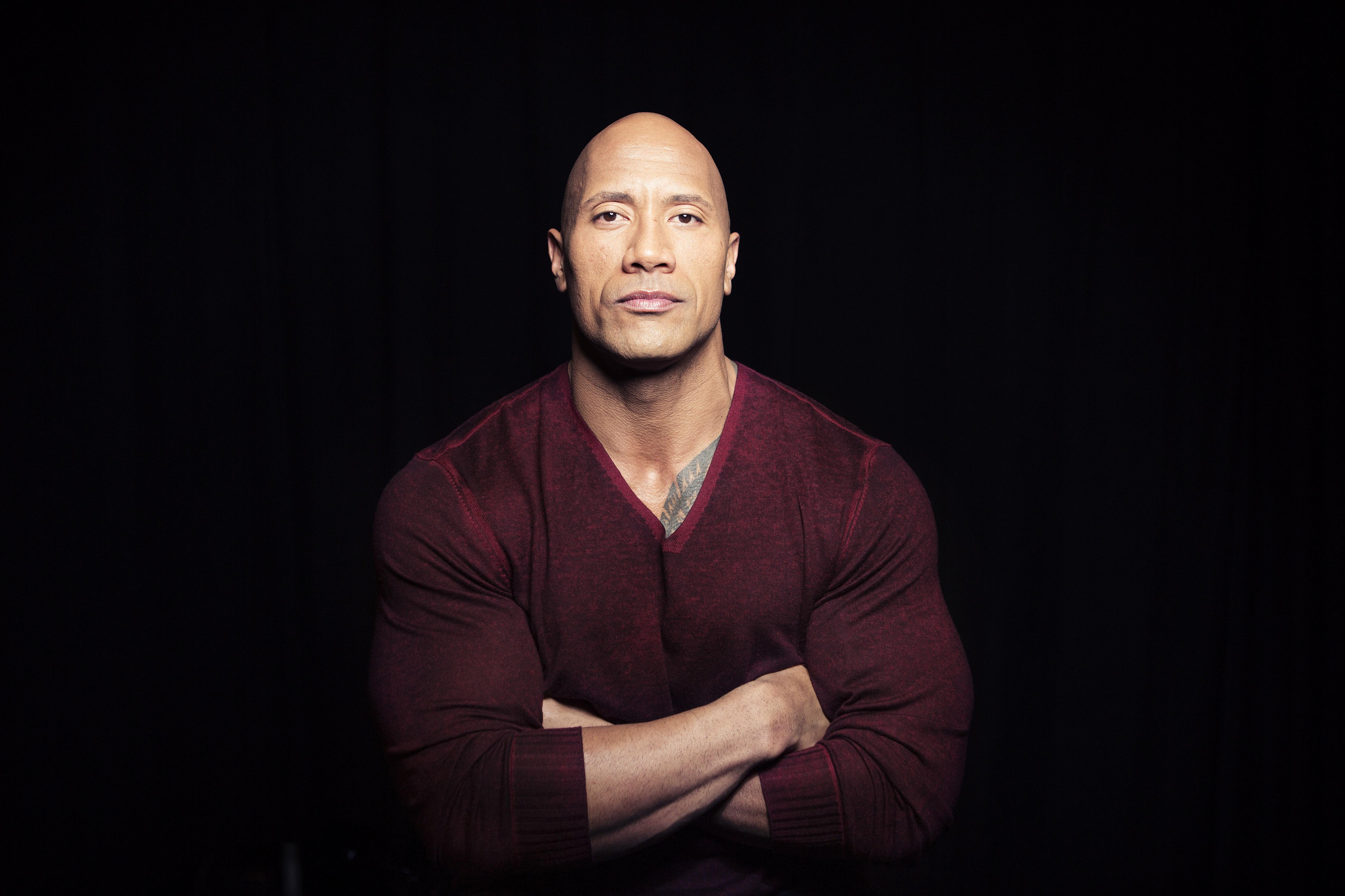 Dwayne Johnson, Fondo negro, Actor estadounidense, 5K, Superestrellas de la WWE