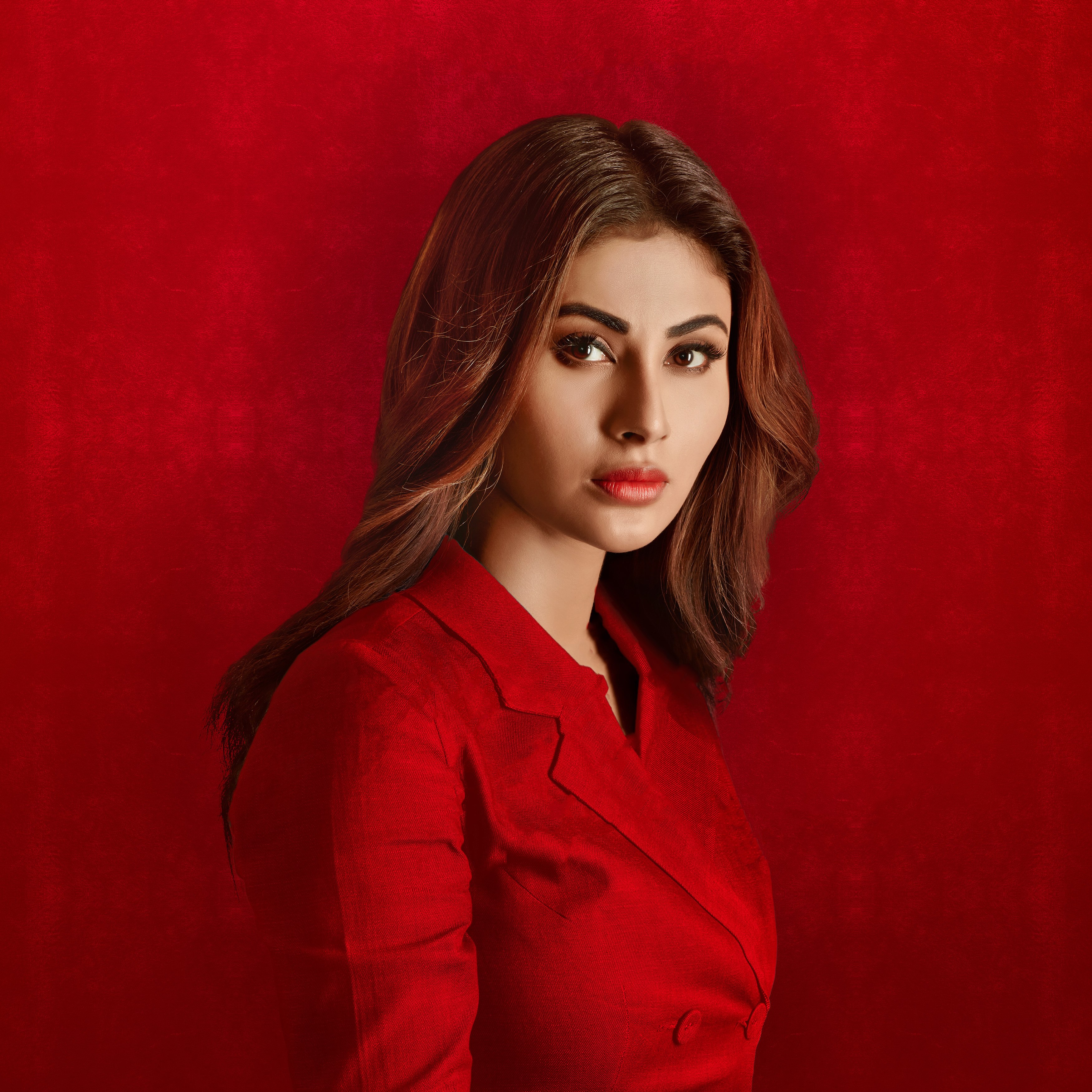 Mouni Roy, Actriz india, Retrato, Actriz hermosa