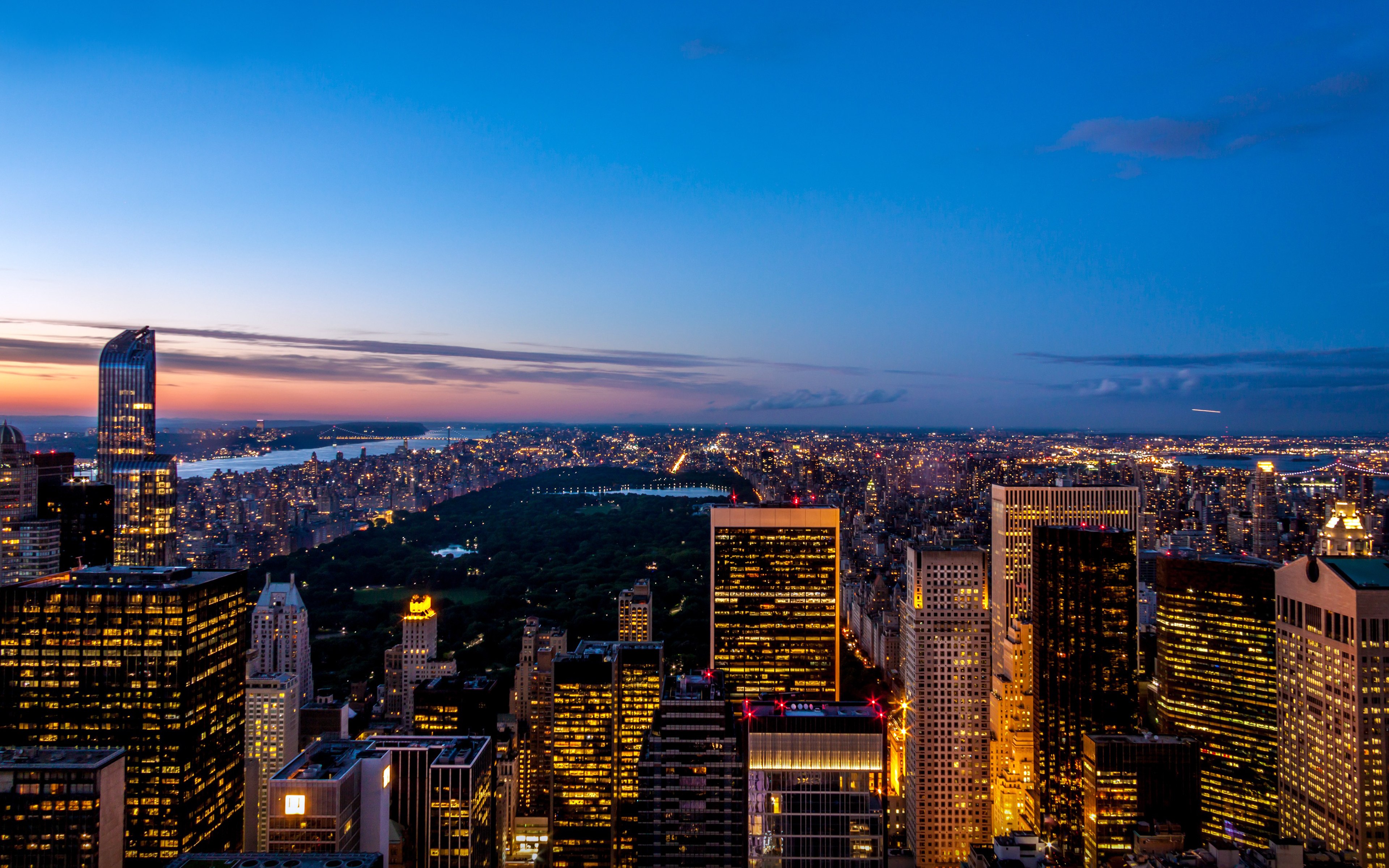 Nueva York, Anochecer, Skyline, Paisaje urbano, Luces de la ciudad, Rascacielos, Cielo azul, Horizonte