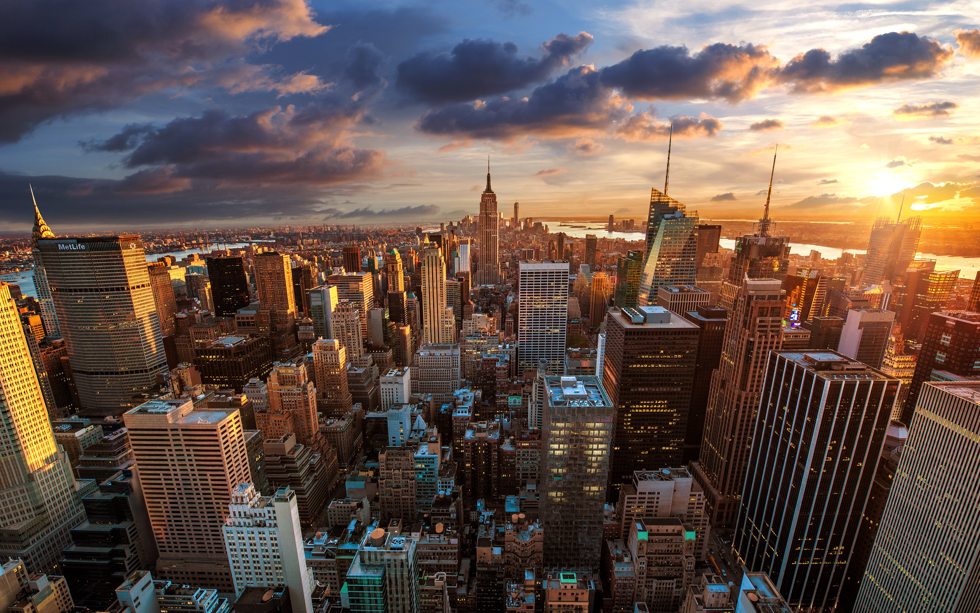 Nueva York, Cielo vespertino, Vista aérea, Paisaje urbano, Skyline, Atardecer, Monumento, Rascacielos, Cielo nublado, Luz solar