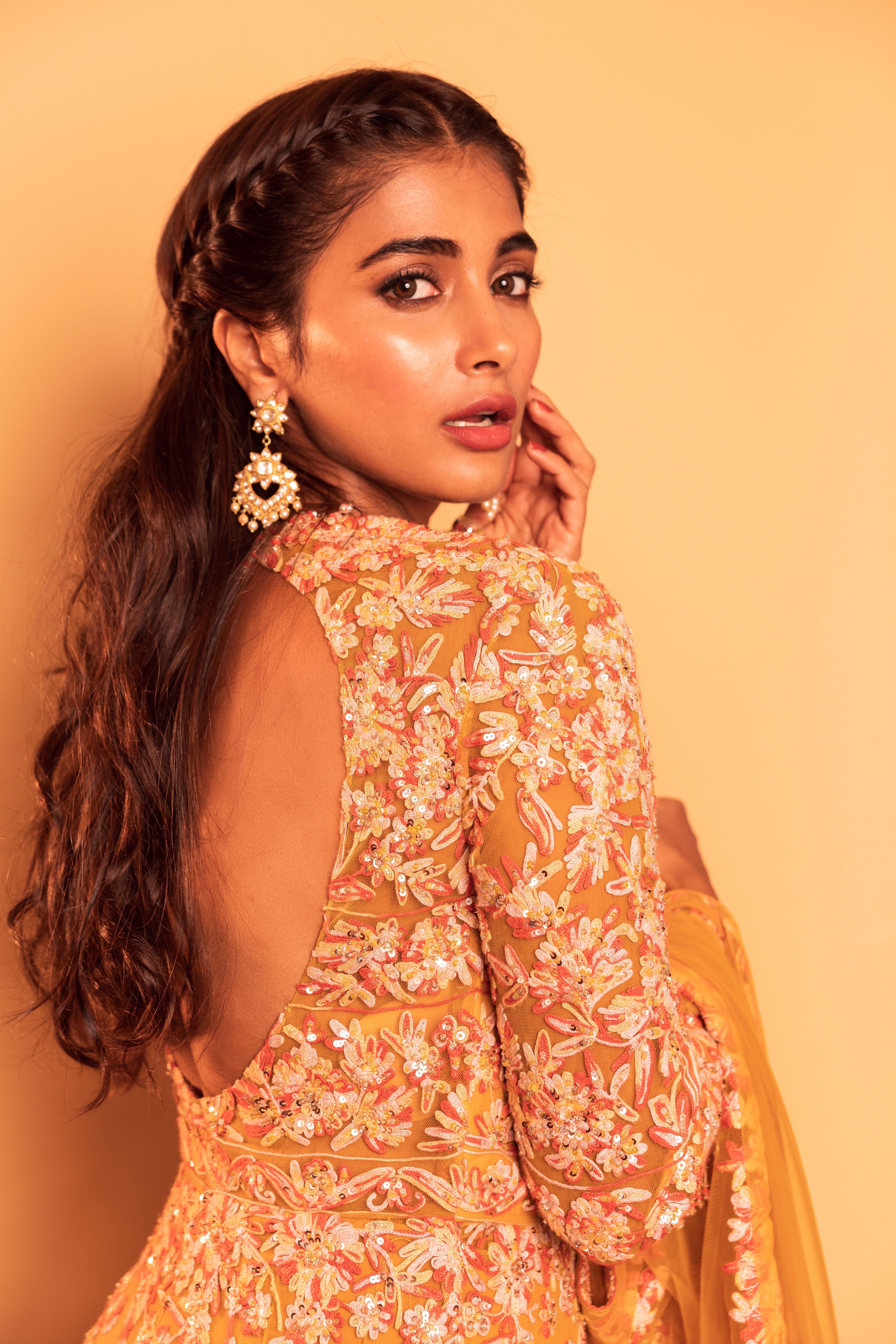 Pooja Hegde, Actriz india, Actriz de Bollywood, Retrato, 5K