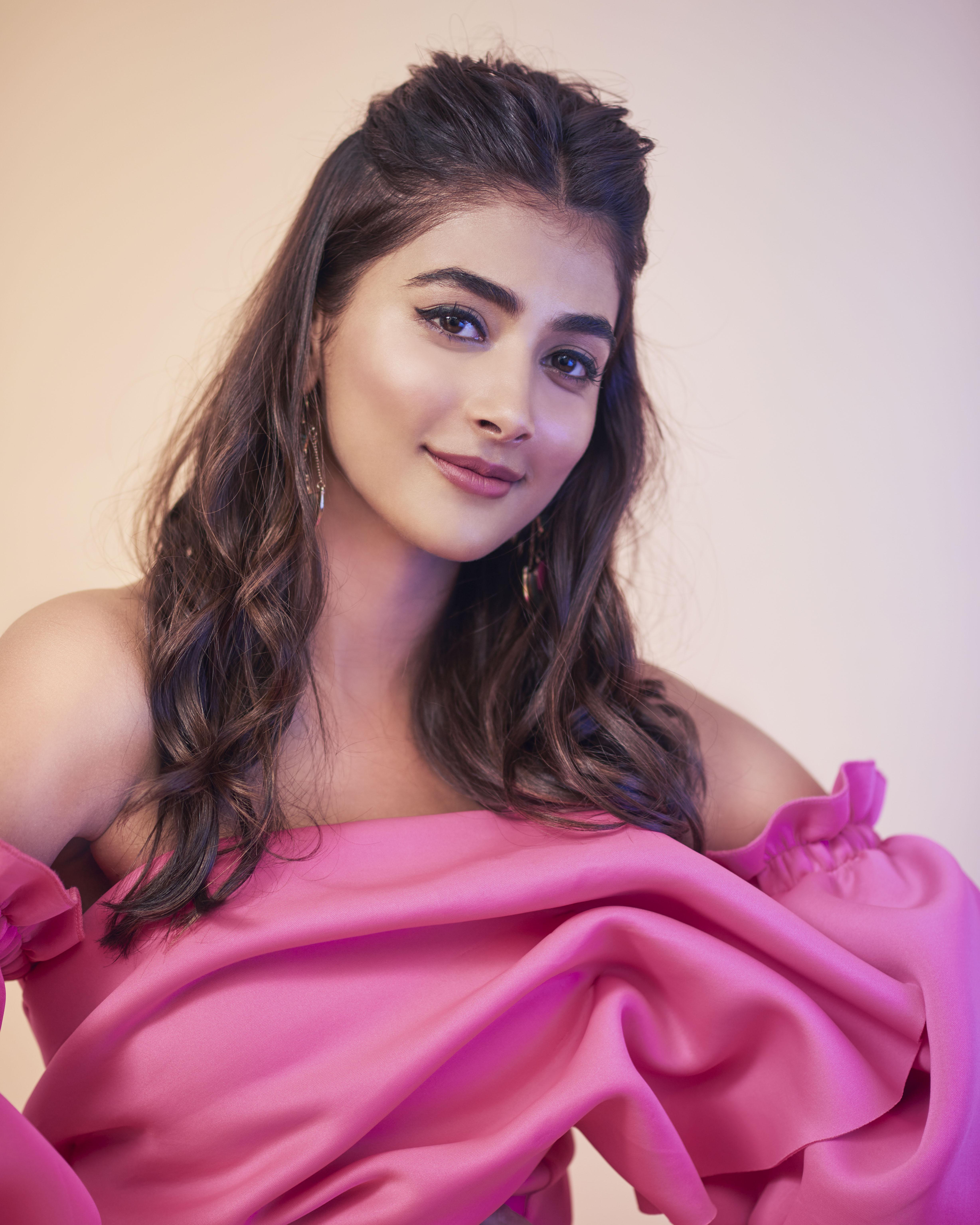Pooja Hegde, Actriz india, Actriz de Bollywood, Retrato, 5K