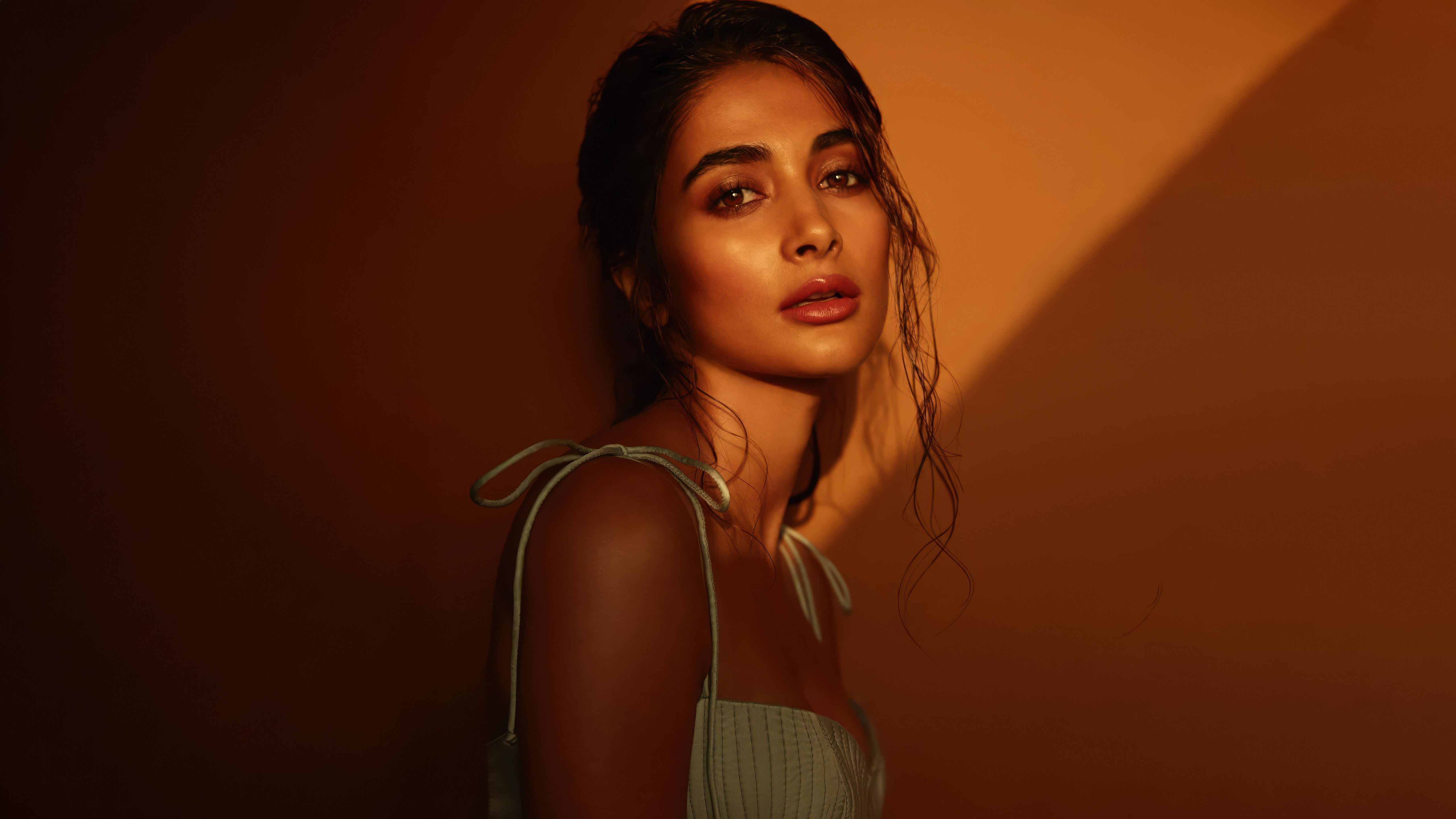 Pooja Hegde, Hora dorada, Retrato, Actriz india, 5K