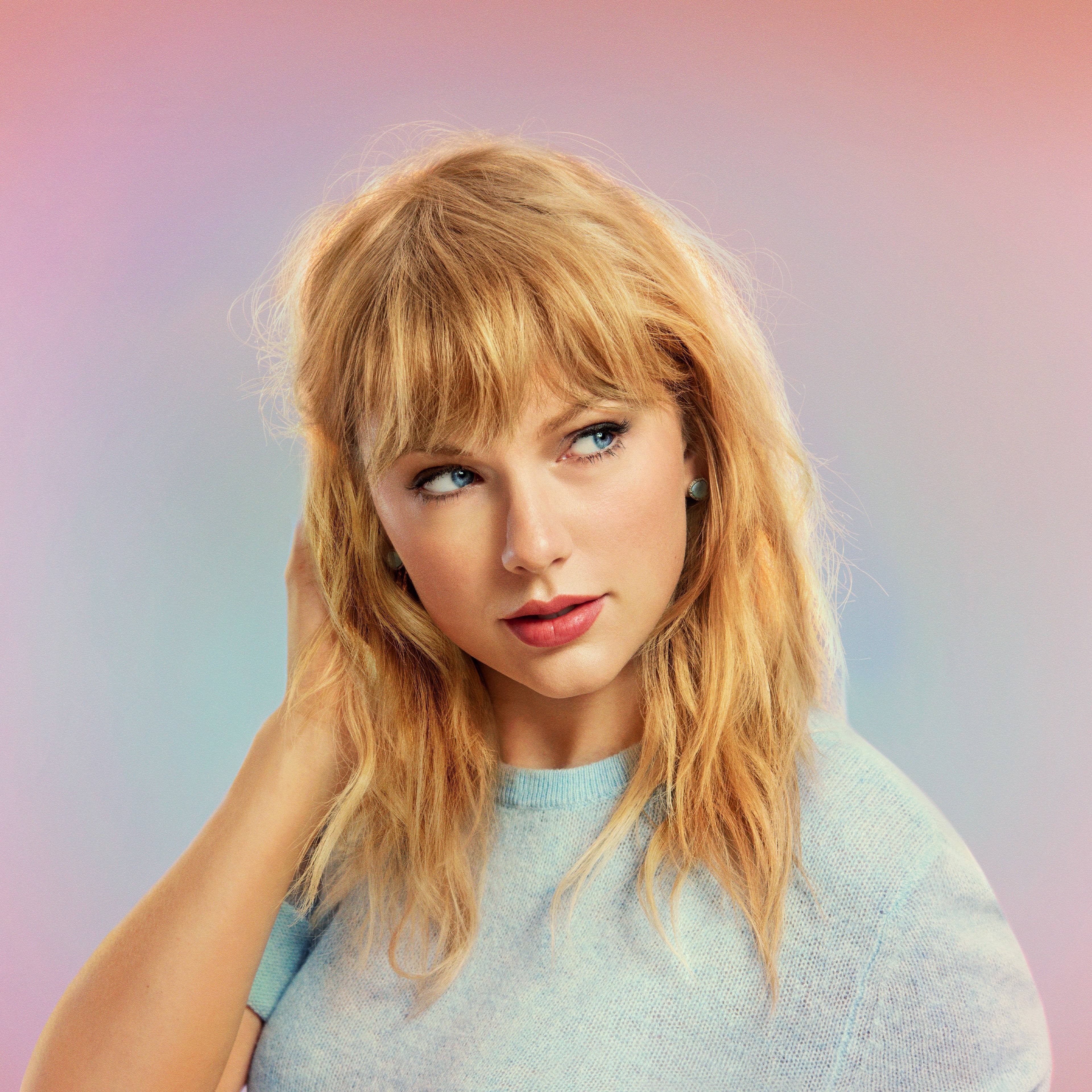 Taylor Swift, Cantante hermosa, Cantante estadounidense